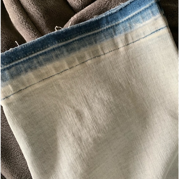 Gibson and Latimer Light Blue Jeans - Picture 4 of 10